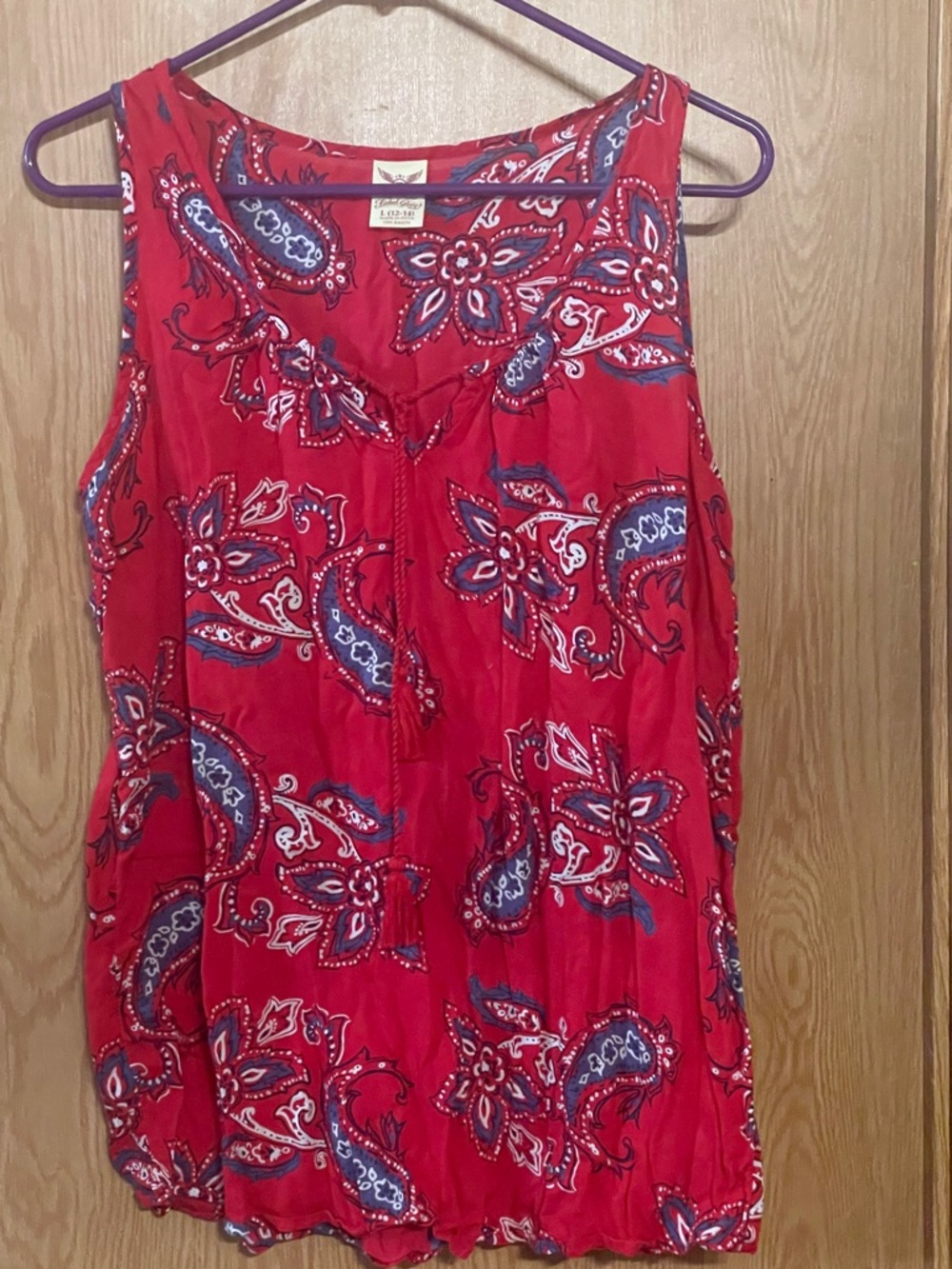 Faded Glory Red Paisley Tank Top with Blue Accents